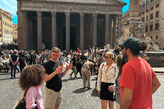 Rome: Guided Small Group Walking Tour of City Highlights - Why this short Rome walk works well