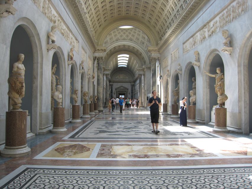 Rome: Guided Tour of St. Peter’s Basilica & Panoramic Dome - Dress, bags, and the Vatican rules
