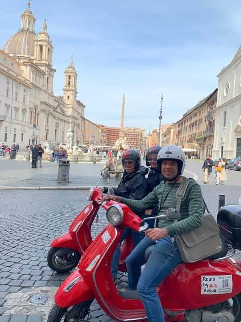 Rome: Guided Vespa Tour with Self-Drive or as a Passenger - Quirinal Palace and Rome’s changing face