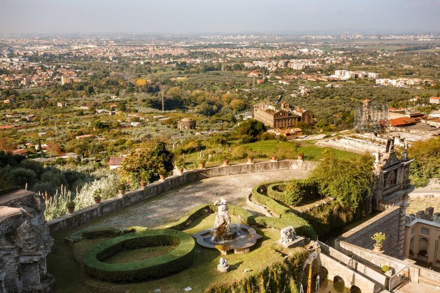 Rome: Hadrian's Villa and Villa d'Este Half-Day Tour - A four-hour schedule with little room to spare