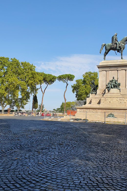 Rome: Highlights Golf Cart Tour with Pizza Snack & Gelato - Spanish Steps and the final gelato stop