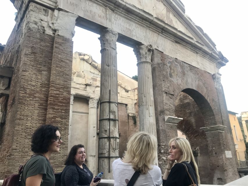 Rome: Jewish Ghetto & Campo de Fiori by Night Food Wine Tour - Campo de’ Fiori and the old market quarter