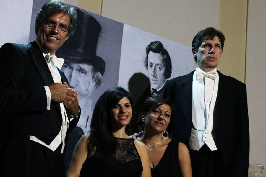 Rome: "Opera's Greatest Hits" Opera Concert with Aperitif - Entering St. Andrew’s Church near the Quirinale