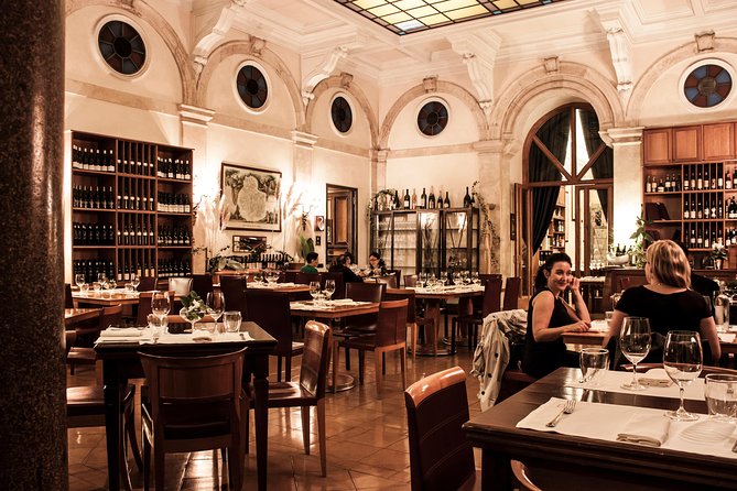 Rome Pantheon: Fine Food & Wine Pairing Dinner with Sommelier - What the guides do best