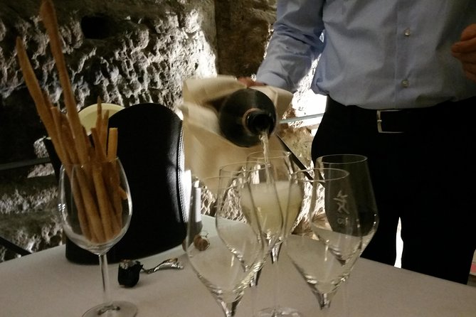 Rome Pantheon: Fine Food & Wine Pairing Dinner with Sommelier - Practical details before you reserve