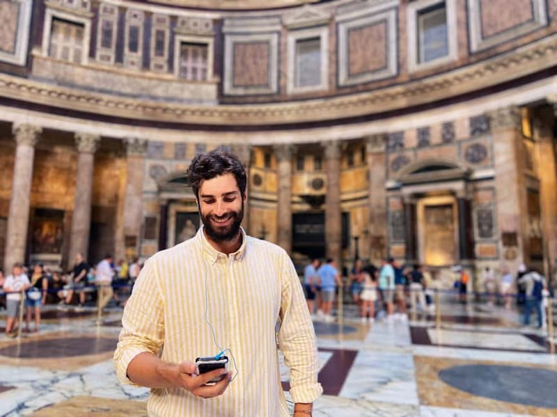 Rome: Pantheon Priority Entry Ticket & Audio Guide App - Entering through the fast-track entrance