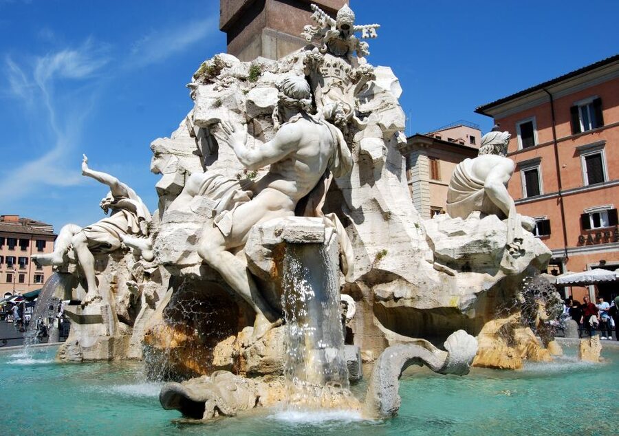 Rome: Pantheon, Trevi Fountain & Roman Squares Guided Tour - The guides and the quality of the commentary