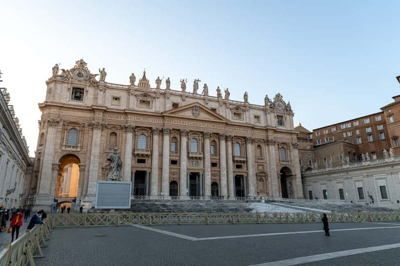 Rome: Papal Audience with Pope Leo IV - Who should book this Vatican experience?