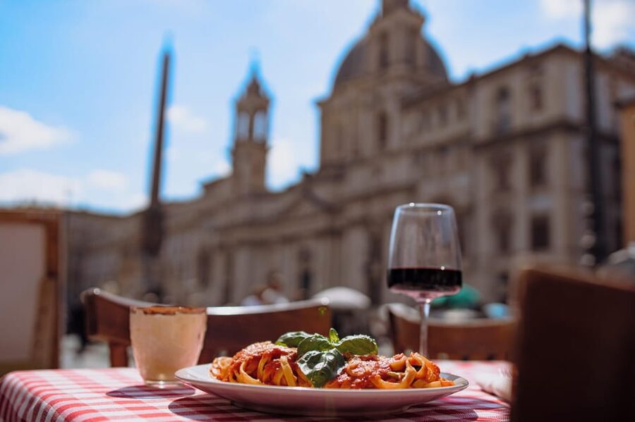 Rome: Pasta and Tiramisu Cooking Class in Piazza Navona - Who should book this experience?