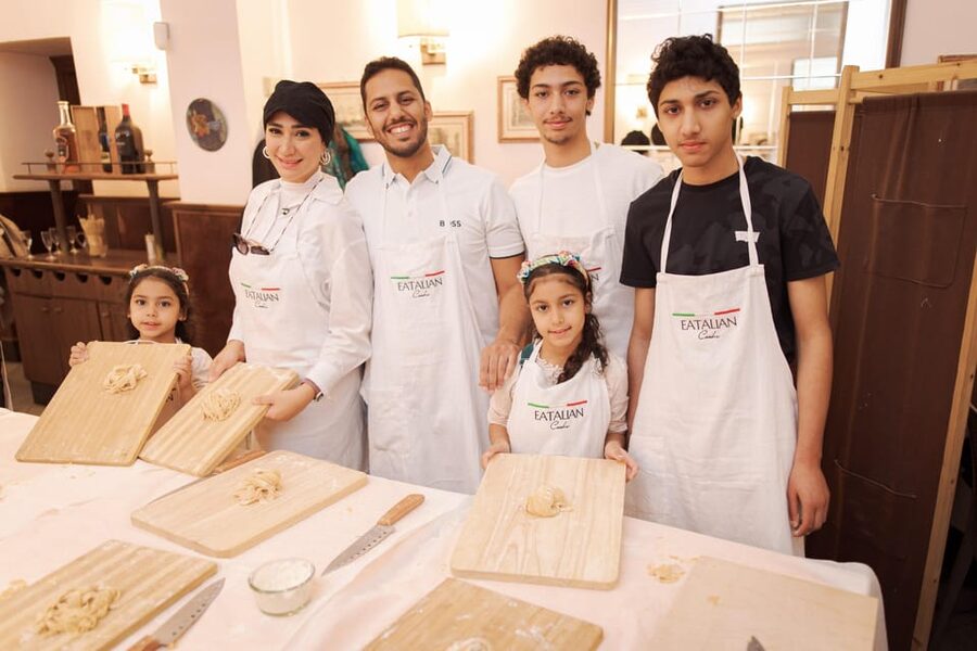 Rome: Pasta and Tiramisu Cooking Class in Piazza Navona - Starting with bruschetta and a Piazza Navona view