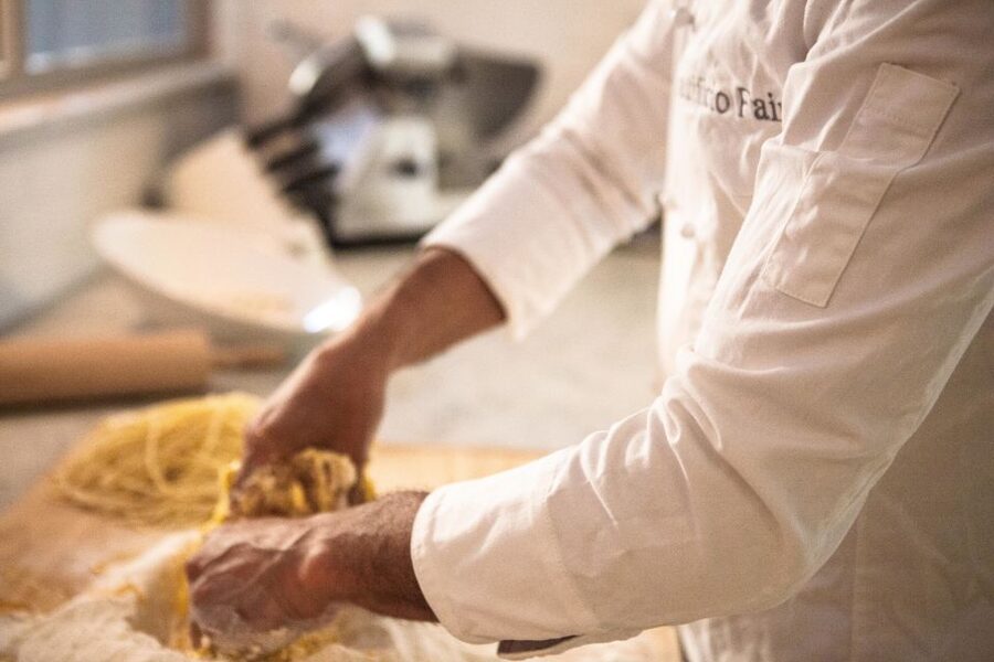 Rome: Pasta Cooking Class in a Professional Pasta Laboratory - Meeting point and practical planning