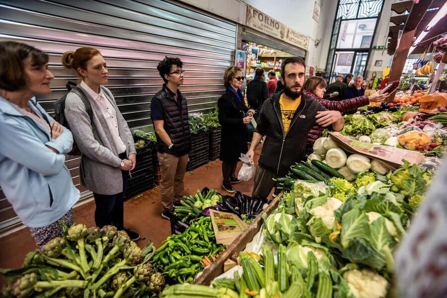 Rome: Pasta Cooking Class with Market Visit and Wine - Key points to know before booking
