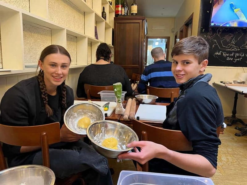 Rome: Pasta Cooking Class with Market Visit and Wine - Who should book this pasta class?
