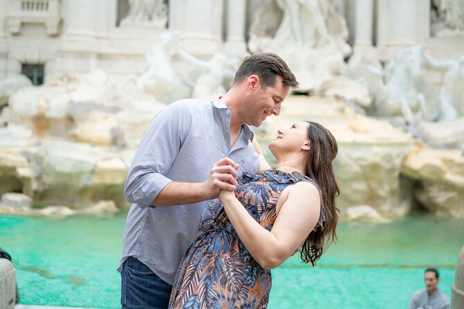 Rome: Photo Shoot in Rome with Professional Photographer - Trevi Fountain, beauty with a crowd problem