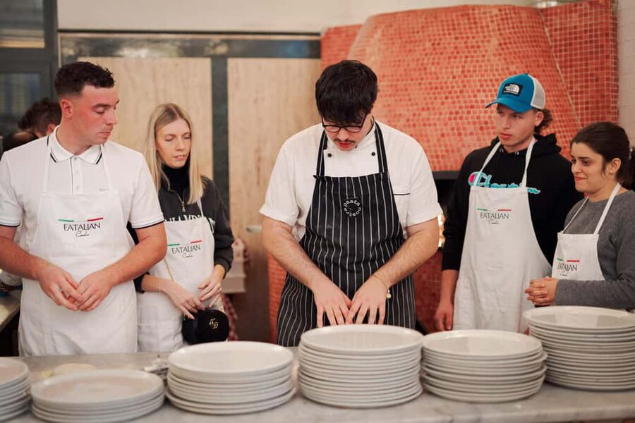 Rome: Pizza and Tiramisu Cooking Class in Piazza Navona - Rolling dough, choosing toppings, and learning the practical basics