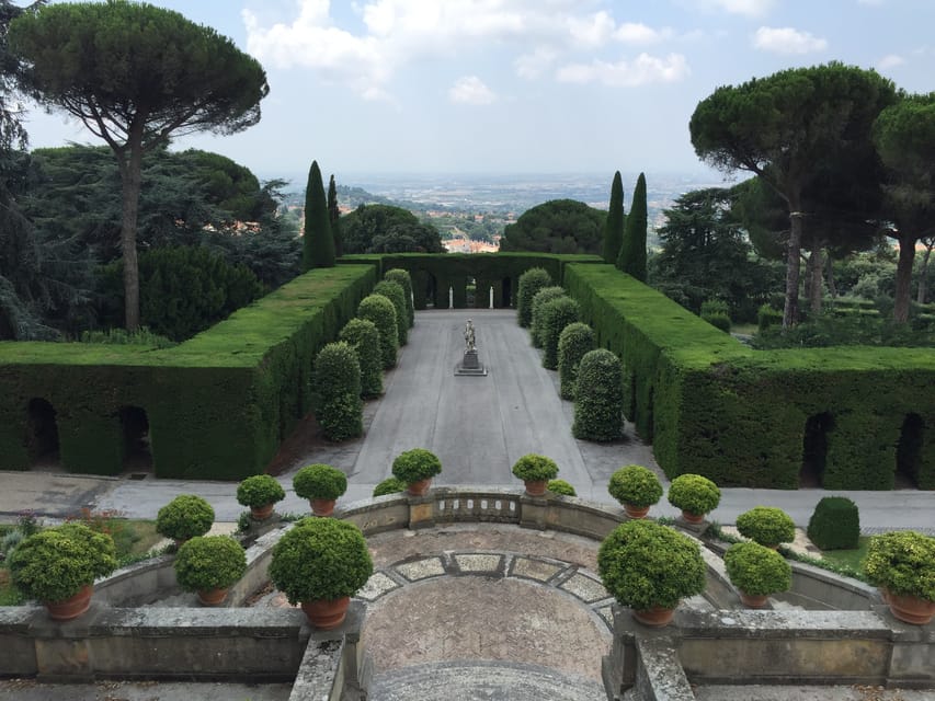 Rome: Pontifical Villa Gardens at Castel Gandolfo Minibus - Why Castel Gandolfo makes a good break from Rome
