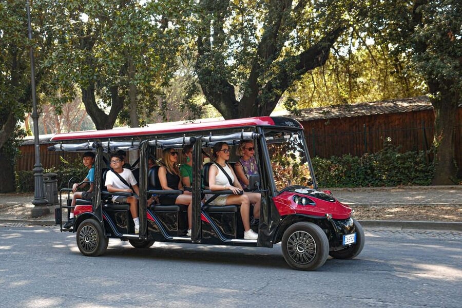 Rome: Private Customizable 3-Hour Golf Cart City Tour - Campo de’ Fiori, coffee, and everyday Rome