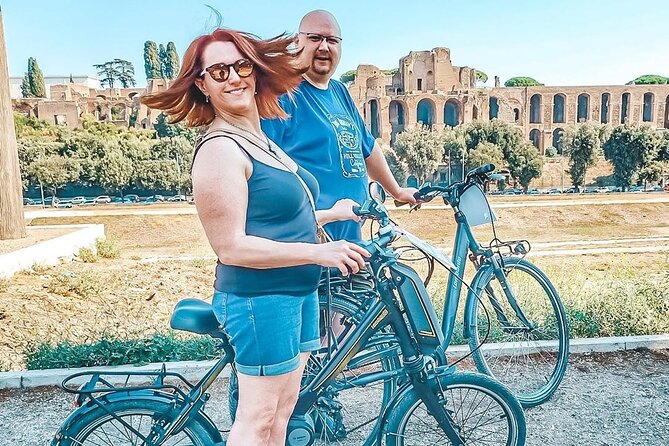 Rome's Best by E-bike: Guided City Tour (Small Group or Private) - Piazza Venezia and Rome’s central squares