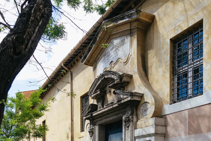 Rome: San Clemente Underground and Basilica Guided Tour - The Mithraic temple at the lowest level