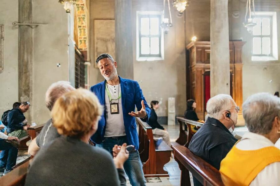 Rome: San Clemente Underground and Basilica Guided Tour - Choosing the right guide and group experience