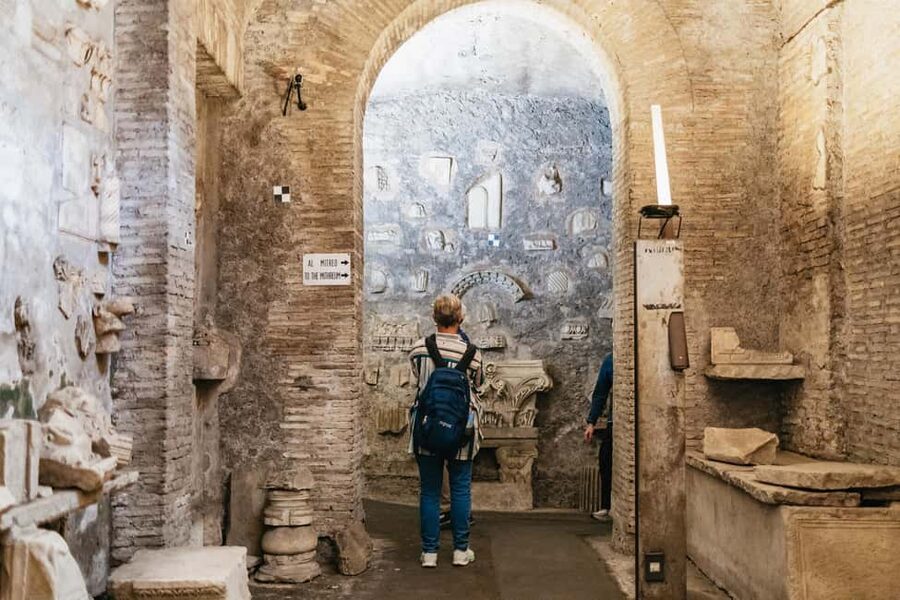 Rome: San Clemente Underground and Basilica Guided Tour - Who should book this tour
