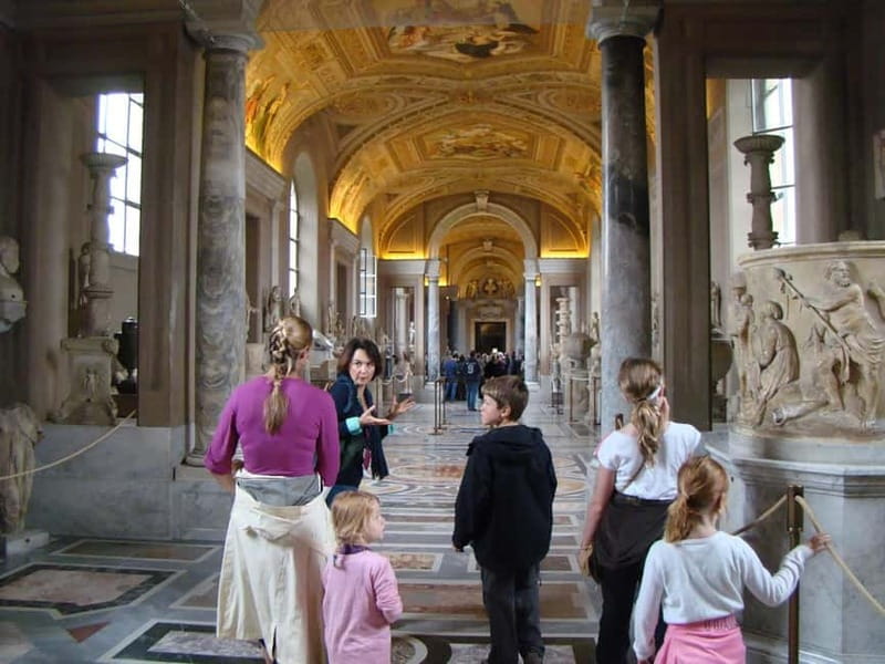 Rome: Semi-Private Vatican, Sistine Chapel & Basilica Tour - Priority entry, with realistic expectations