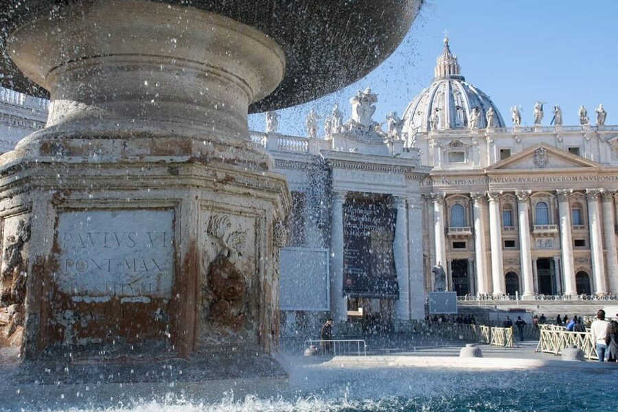 Rome: Skip the line Vatican Museums & Sistine Chapel Tour - The Vatican Museums and Renaissance galleries