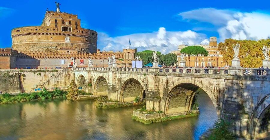 Rome: Small Group Guided Tour of Castel Sant'Angelo - The chamber of ashes and the castle’s prison spaces
