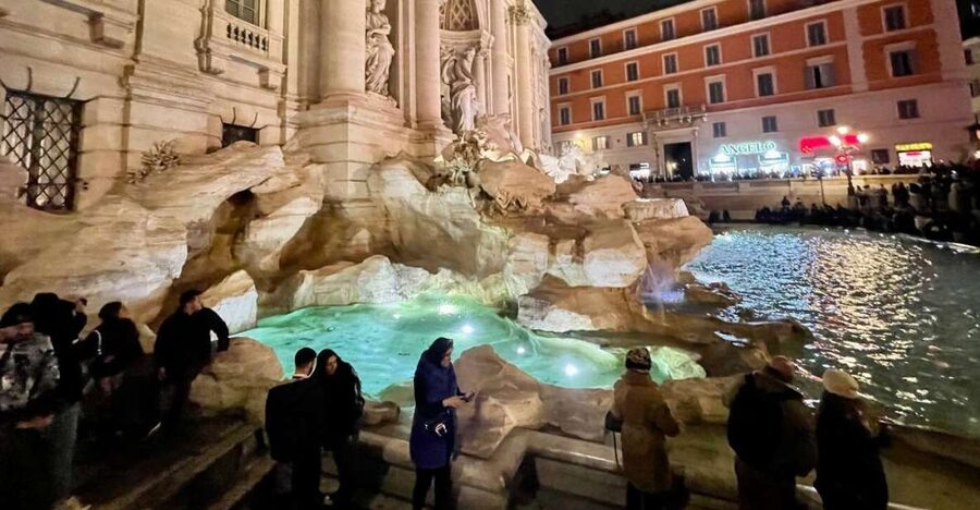 Rome: Spanish Steps, Trevi, Navona and Pantheon Sunset Tour - Starting beside the fountain in Piazza di San Simeone