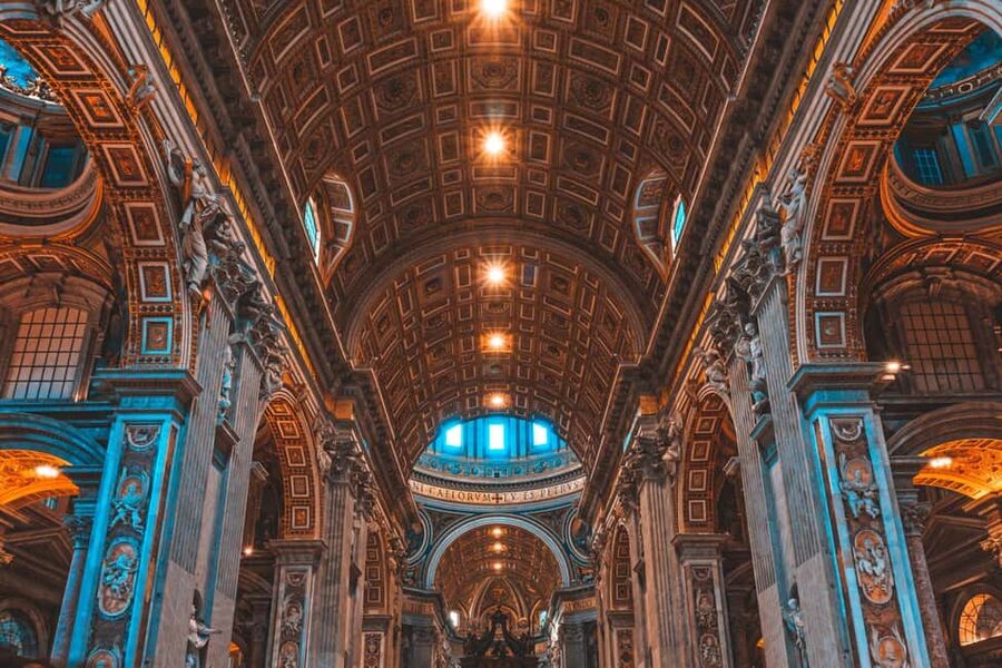 Rome: St. Peter's Basilica and Vatican Grottoes Guided Tour - Who should book this experience