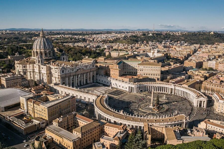 Rome: St. Peter's Basilica Audio Guide with Dome Tickets - Security comes before the basilica