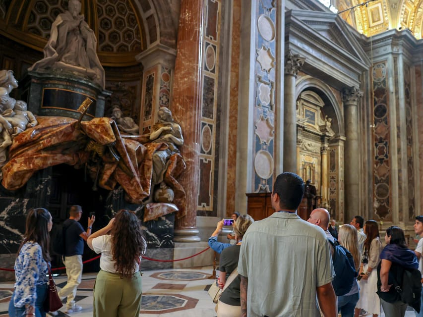 Rome: St. Peter's Basilica, La Pietà, Papal Tombs and Dome - Why St. Peter’s Basilica works better with a guide