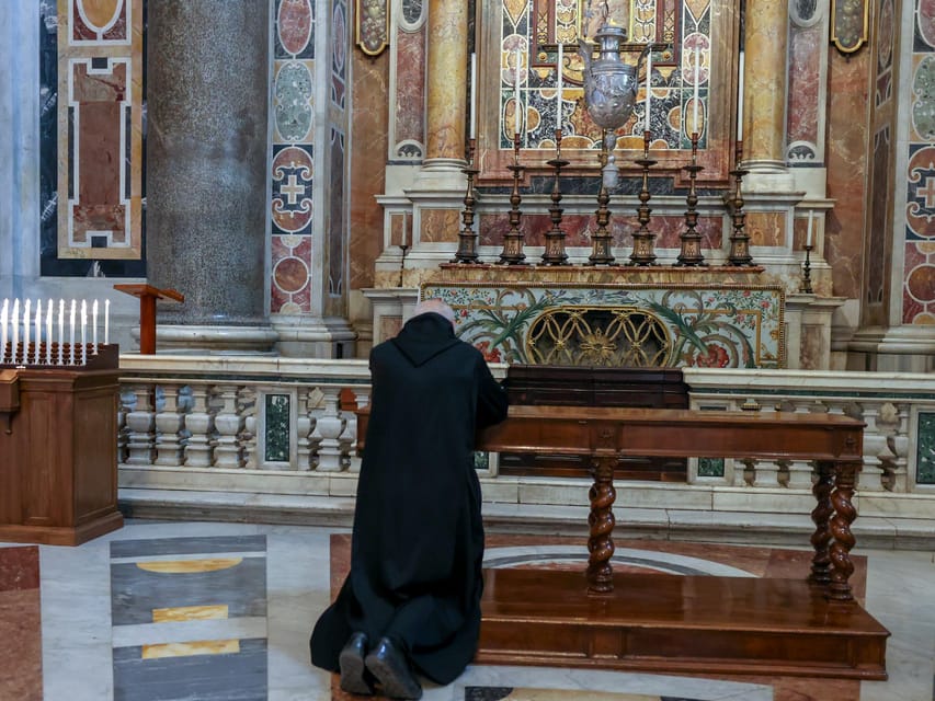 Rome: St. Peter's Basilica, La Pietà, Papal Tombs and Dome - The Dome climb: the best extra for many visitors