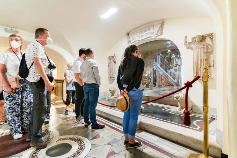 Rome: St. Peter's Basilica, Papal Tombs, and Dome Climb Tour - The Vatican Grottoes and papal tombs