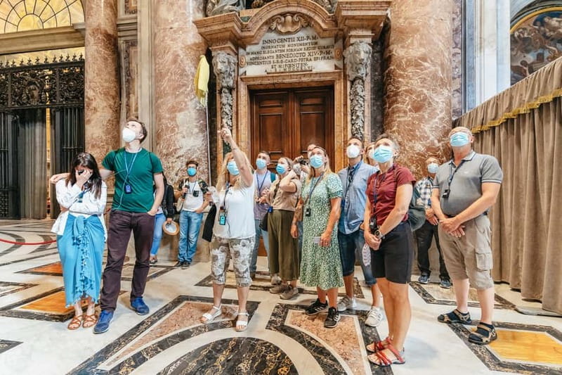 Rome: St. Peter's Basilica, Papal Tombs, and Dome Climb Tour - How the Dome, Basilica, and grottoes fit together