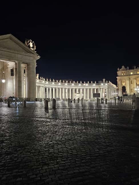 Rome: St. Peter's Basilica & Papal Tombs Tour with Dome - Why St. Peter’s Basilica works best with a guide