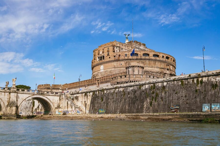 Rome: Tiber River Urban Rafting Tour with Roman Pizza - Ponte Garibaldi and the short rush of rapids