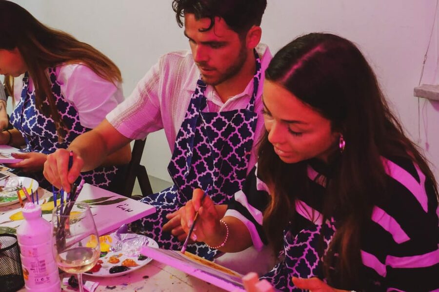Rome: Tipsy Painting Class with Fine Wine and Arts - Painting Rome inside a 17th-century palazzo
