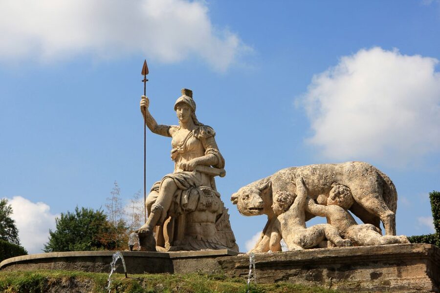 Rome: Tivoli Day Trip with Villa d'Este and Villa Adriana - A half-day schedule with very little spare time