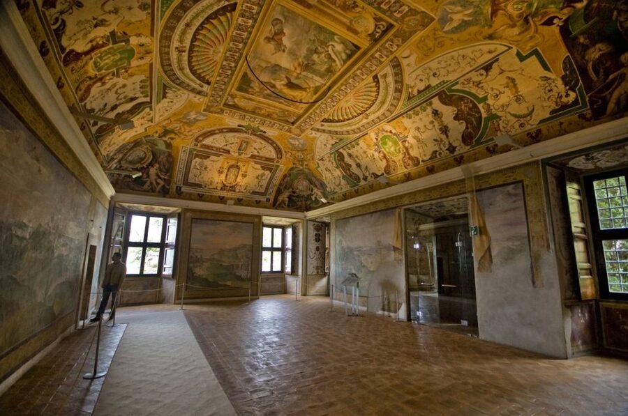 Rome: Tivoli Day Trip with Villa d'Este and Villa Adriana - What to bring and how to pace yourself