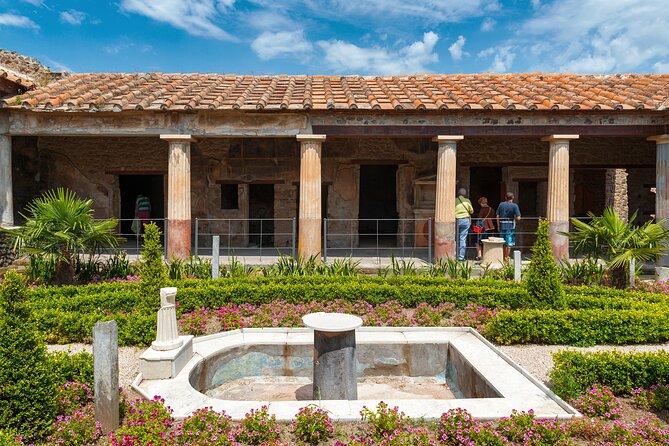 Rome to Pompeii, Sorrento & Capri: 2-Day South Italy Tour - Why the meals and hotel change the value