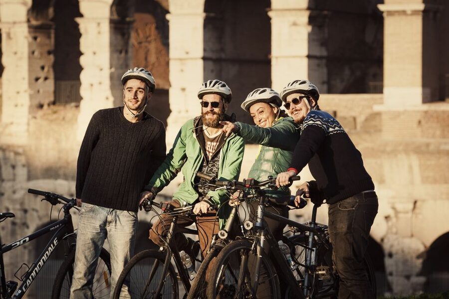 Rome: Top Highlights & Hidden Gems Tour by Cannondale E-Bike - Trevi Fountain and the Spanish Steps