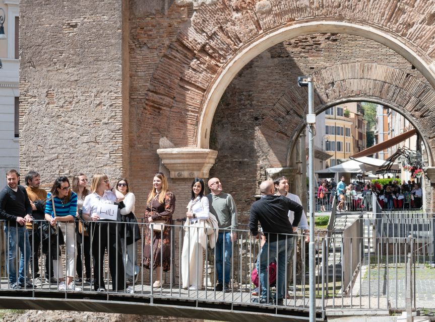 Rome: Trastevere & Campo de Fiori Street Food Walking Tour - Gelato and a satisfying finish in Trastevere