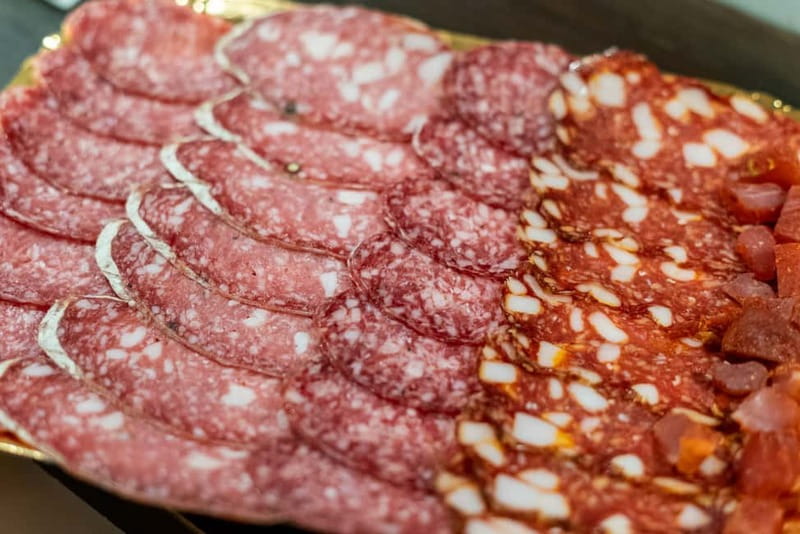 Rome: Trastevere or Jewish Quarter Street Food Tour - What the guides add to the food