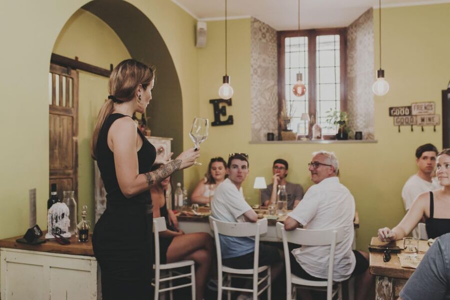 Rome: Trastevere Wine Tasting with Food Pairing and Gelato - Key points at a glance