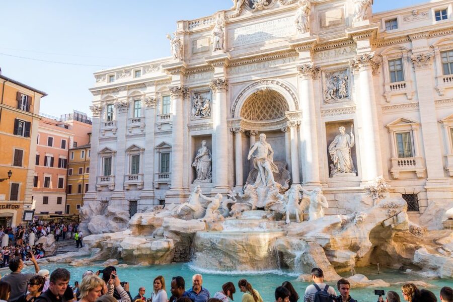 Rome: Trevi Fountain, Spanish Steps & Pantheon Walking Tour - Inside the Pantheon and beneath the oculus