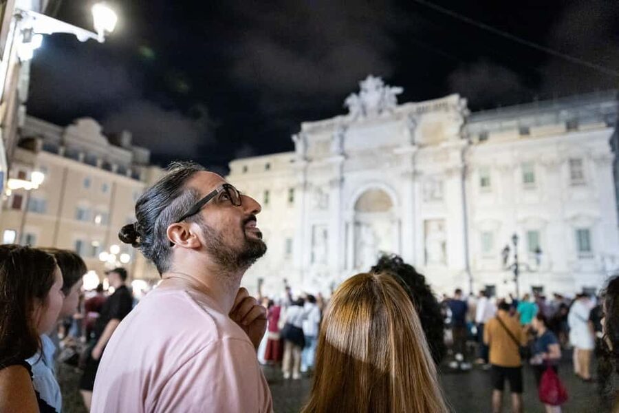 Rome: Under the Moonlight Evening Walking Tour - Why Rome works so well after sunset