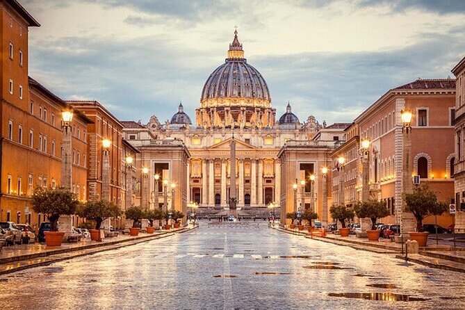 Rome: Vatican Museum & Sistine Chapel Skip-the-Line Tickets - Collecting your ticket and entering the museums