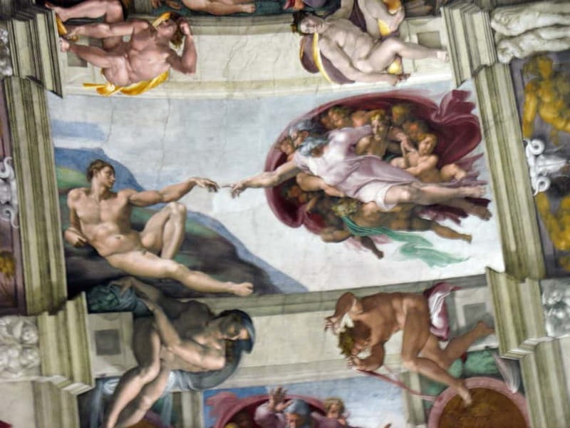 Rome: Vatican Museums & Sistine Chapel Skip-the-Line Tour - Guides, languages, and the group experience