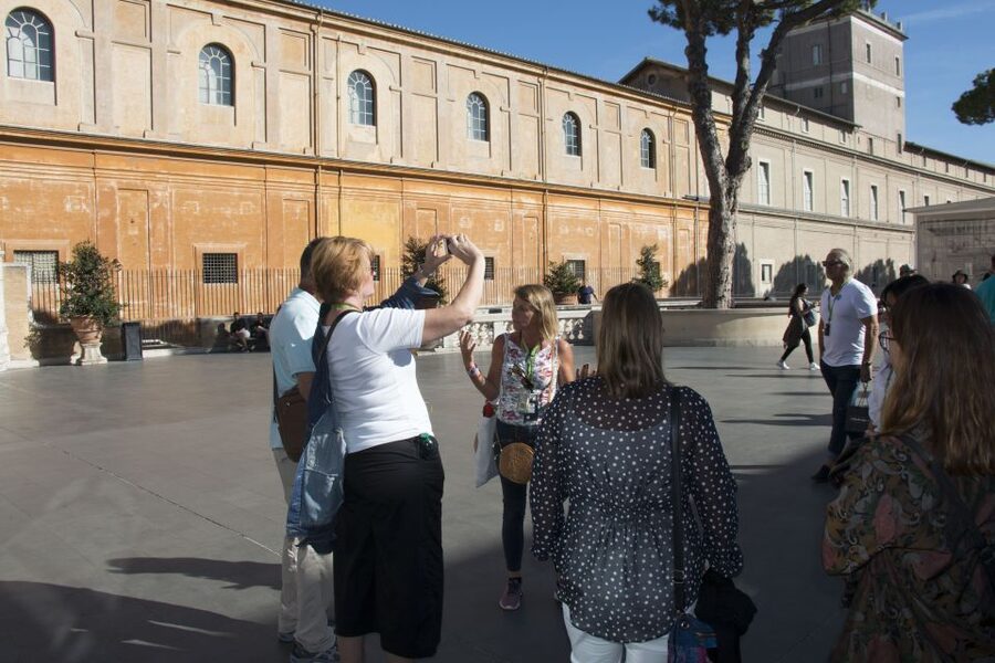 Rome: Vatican Museums, Sistine Chapel Tour & Basilica Access - Adding St. Peter’s Basilica